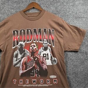 Dennis Rodman The Worm Brown Graphic T-Shirt Men Size Large Y2K Chicago Bulls 91